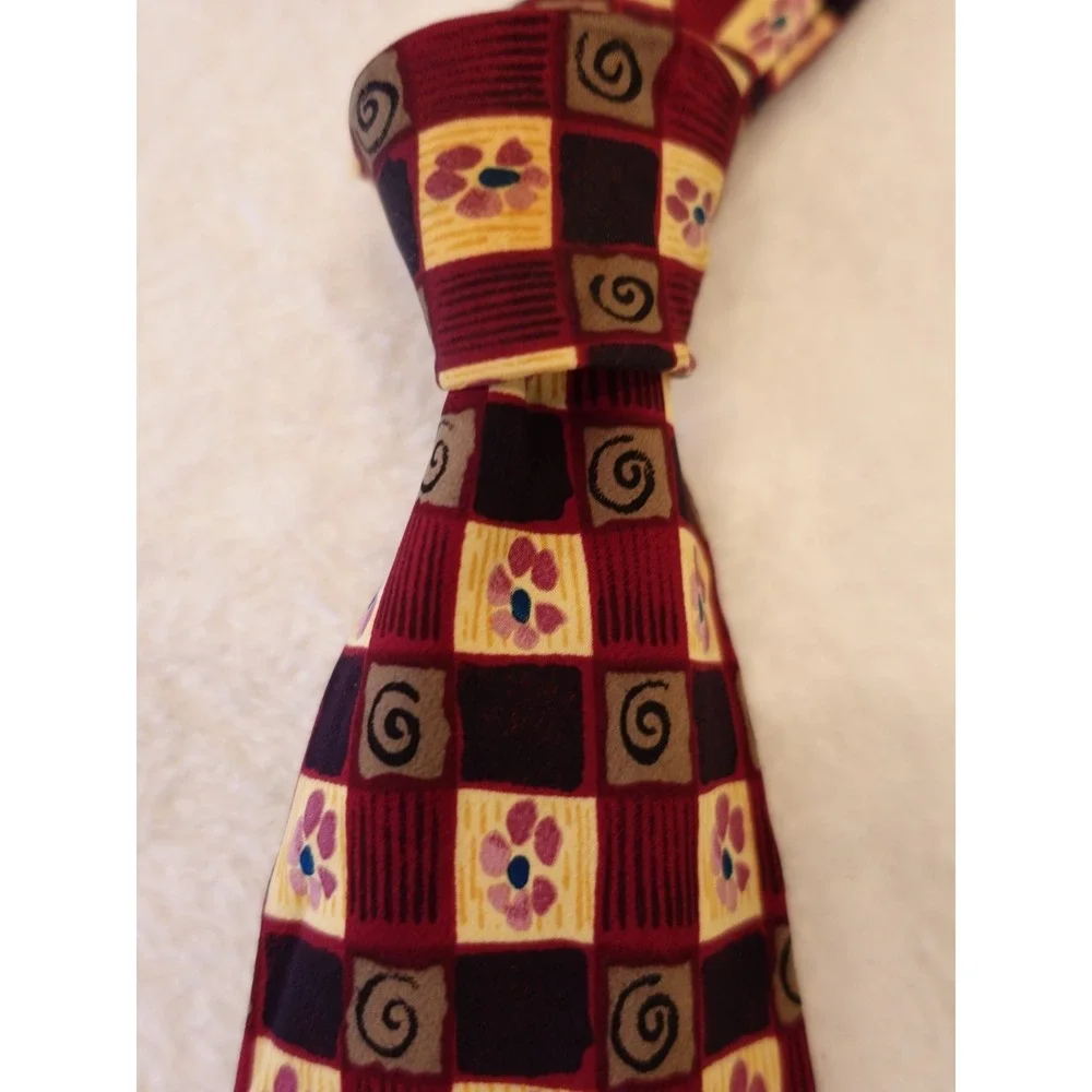 J. Garcia Collection‎ 100% Silk Tie Snail Garden Blue Red Yellow Limited Nine